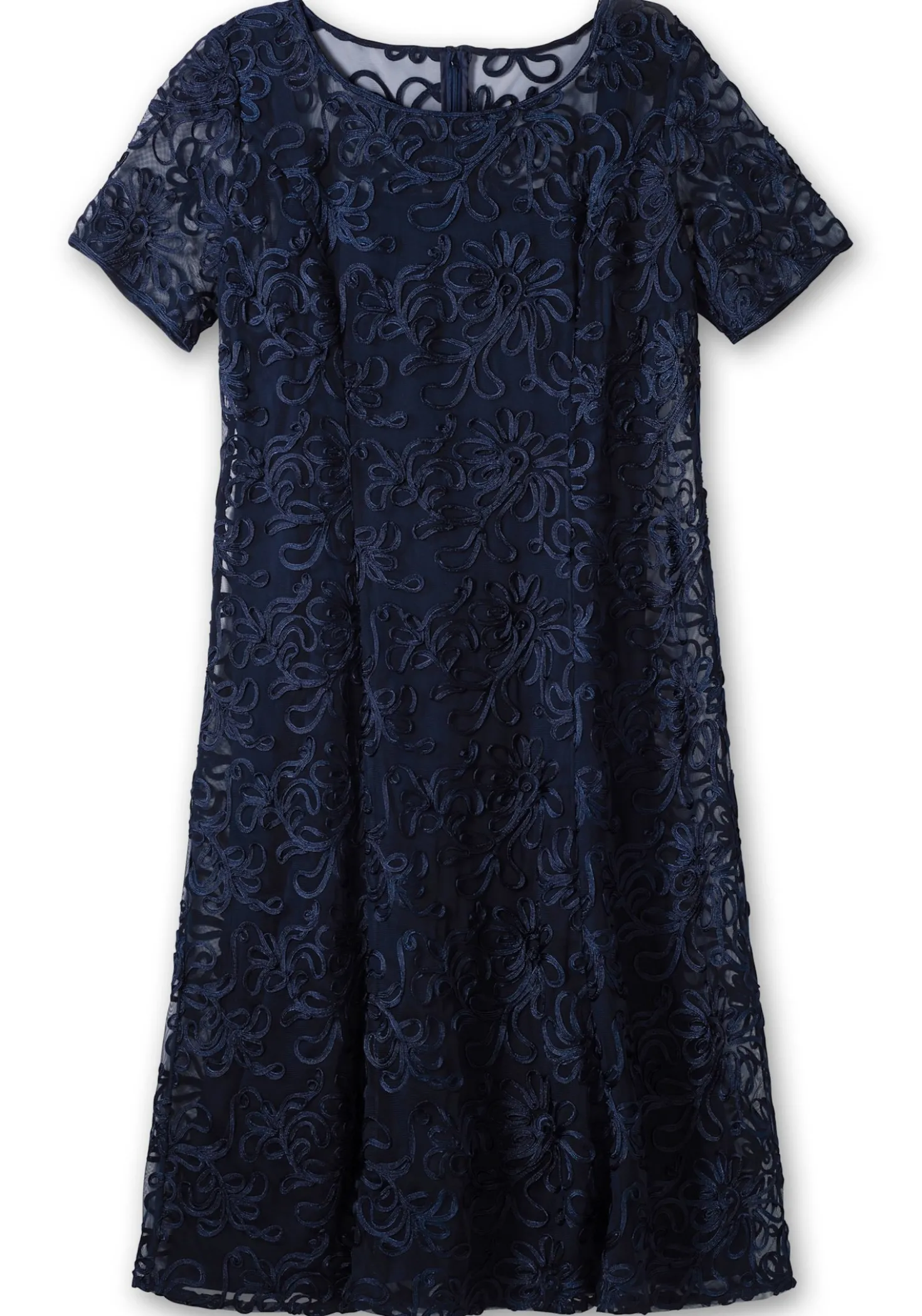 Abendkleid mit Zierborten