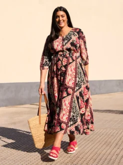 A-Linien-Kleid mit Muster im Patchwork-Stil