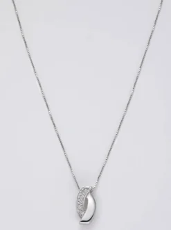 Anhänger mit Kette