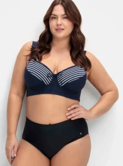 Bikini-Hose in hohem Schnitt, mit Shaping-Einsatz