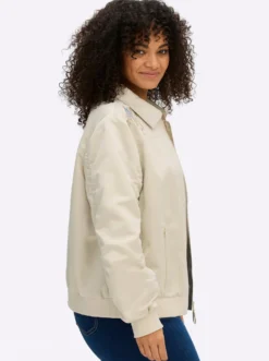 Blouson mit femininen Details