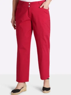 Chinohose mit Strassknopf am Bund