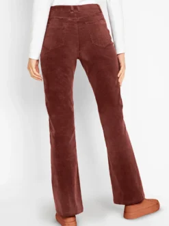 Cordhose in Bootcut-Form