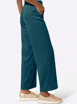 Cordhose mit Dehnbund hinten