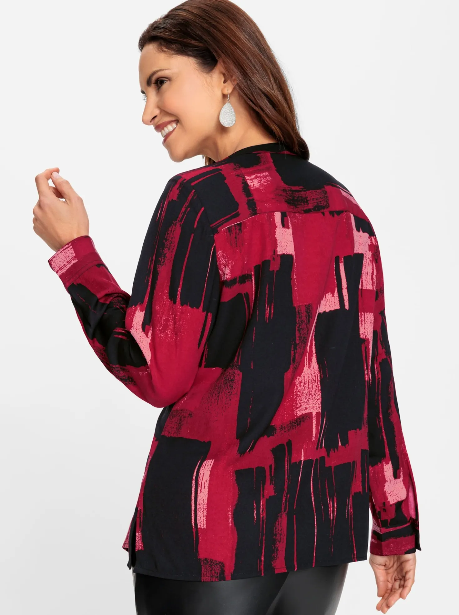 Druckbluse mit Krempelärmeln