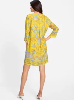 Druckkleid aus Viskose-Satin