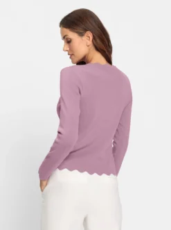 Feinstrickpullover mit Wellenkanten