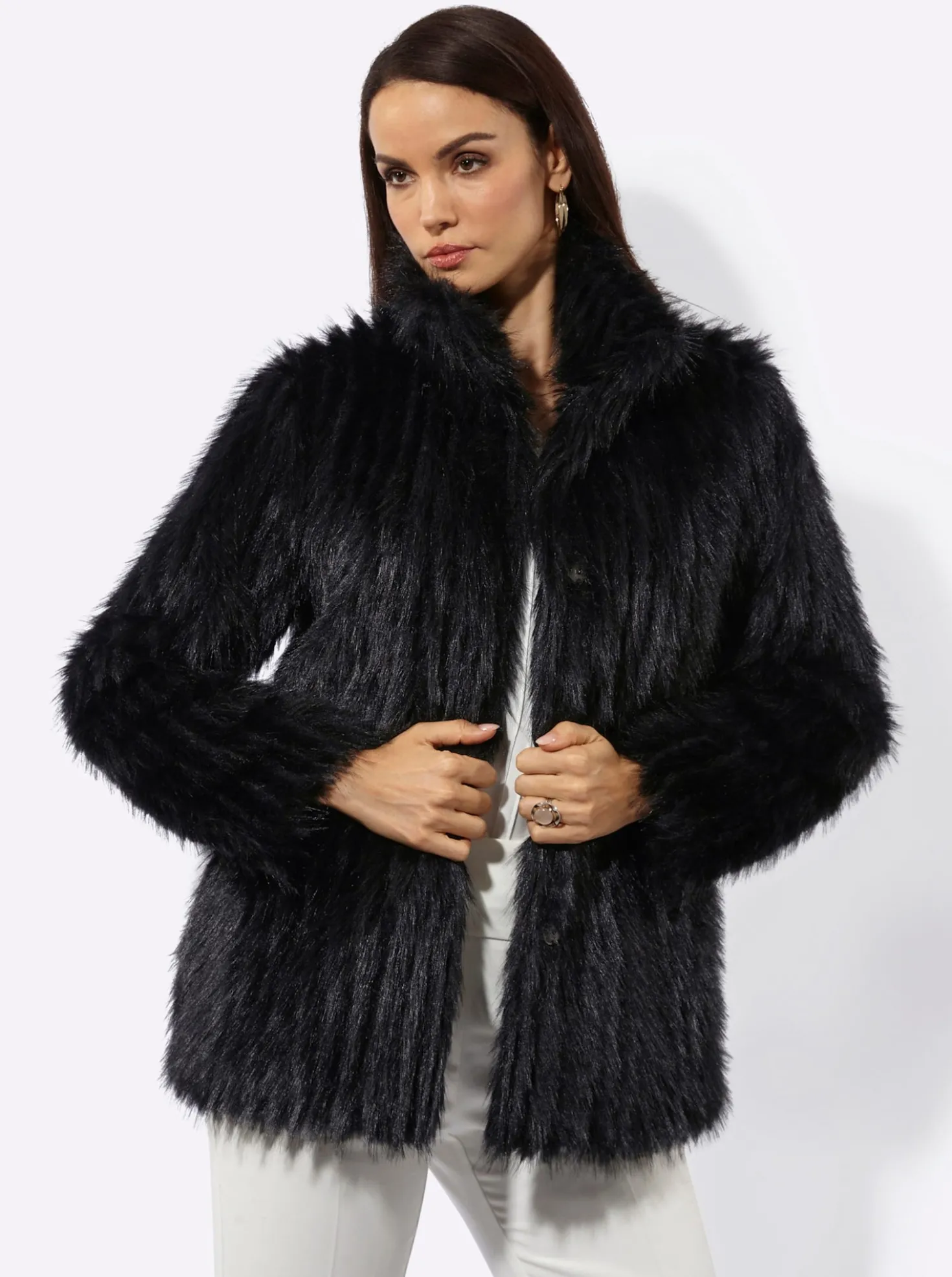 Fellimitatjacke mit verdecken Druckkknöpfen