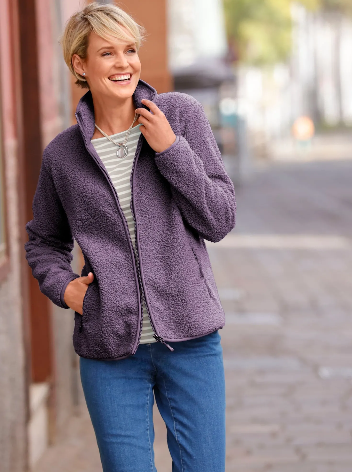 Fleecejacke mit Reißverschluss-Taschen