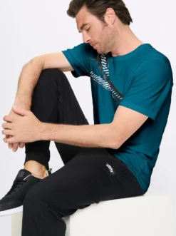 Funktionsshirt mit atmungsaktiver Wabenstruktur
