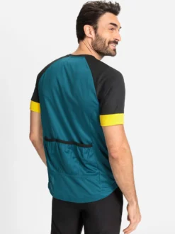 Funktionsshirt mit verlängertem Rückenteil