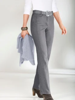 Gerade Jeans mit Bauch-weg-Effekt