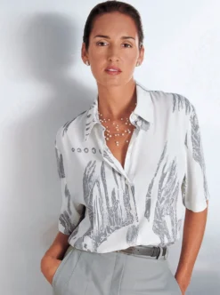 Hemdbluse mit Schulterpolstern