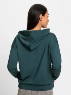 Hoodie mit Ziernieten