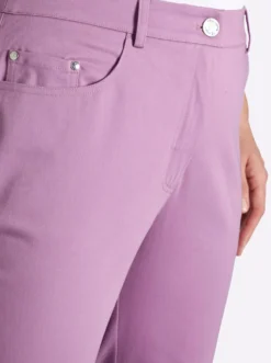7/8-Hose in leichter Bootcut-Form