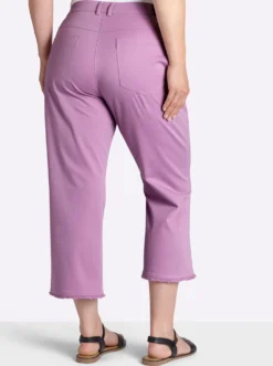 7/8-Hose in leichter Bootcut-Form