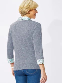 2-in-1-Shirt aus Bouclé, mit Blusenstoff