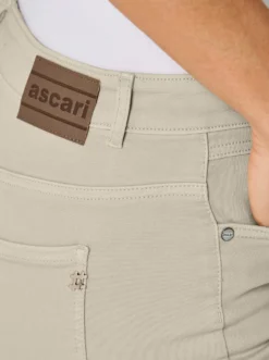 Jeans in Superstretch-Qualität