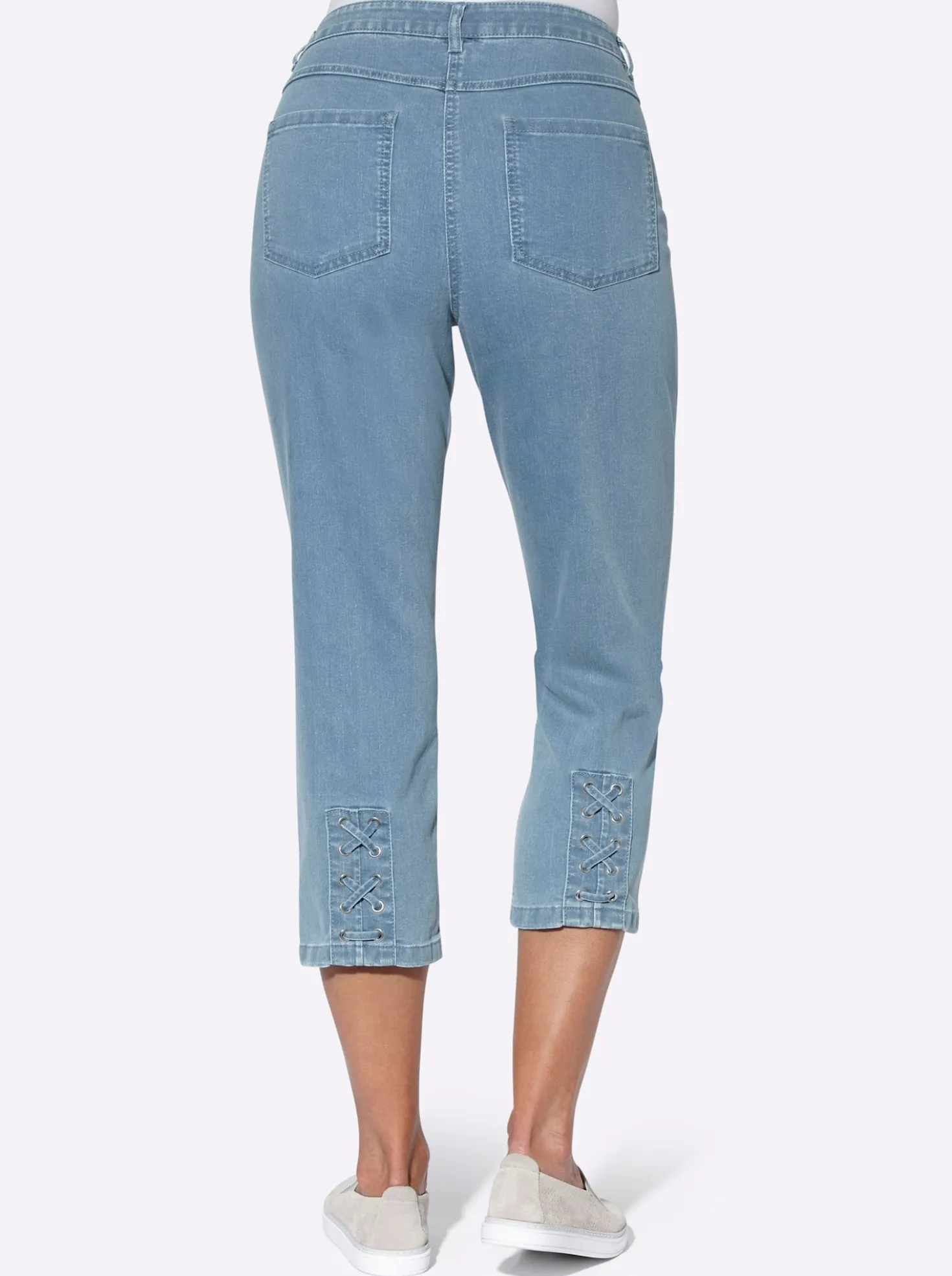 3/4-Jeans mit Bändchen-Verzierung