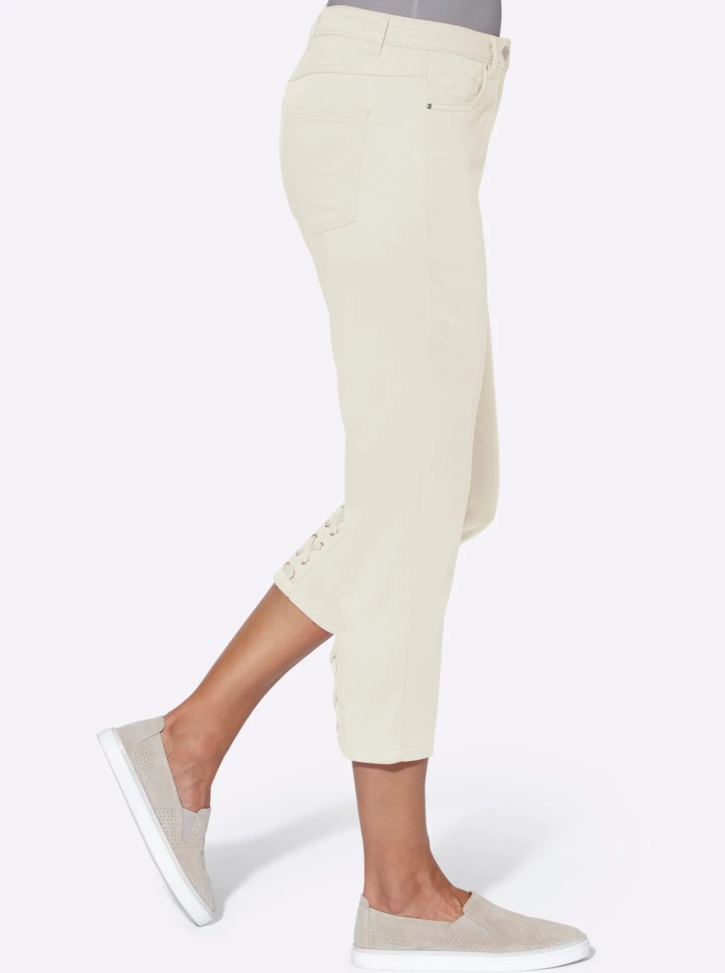 3/4-Jeans mit Bändchen-Verzierung