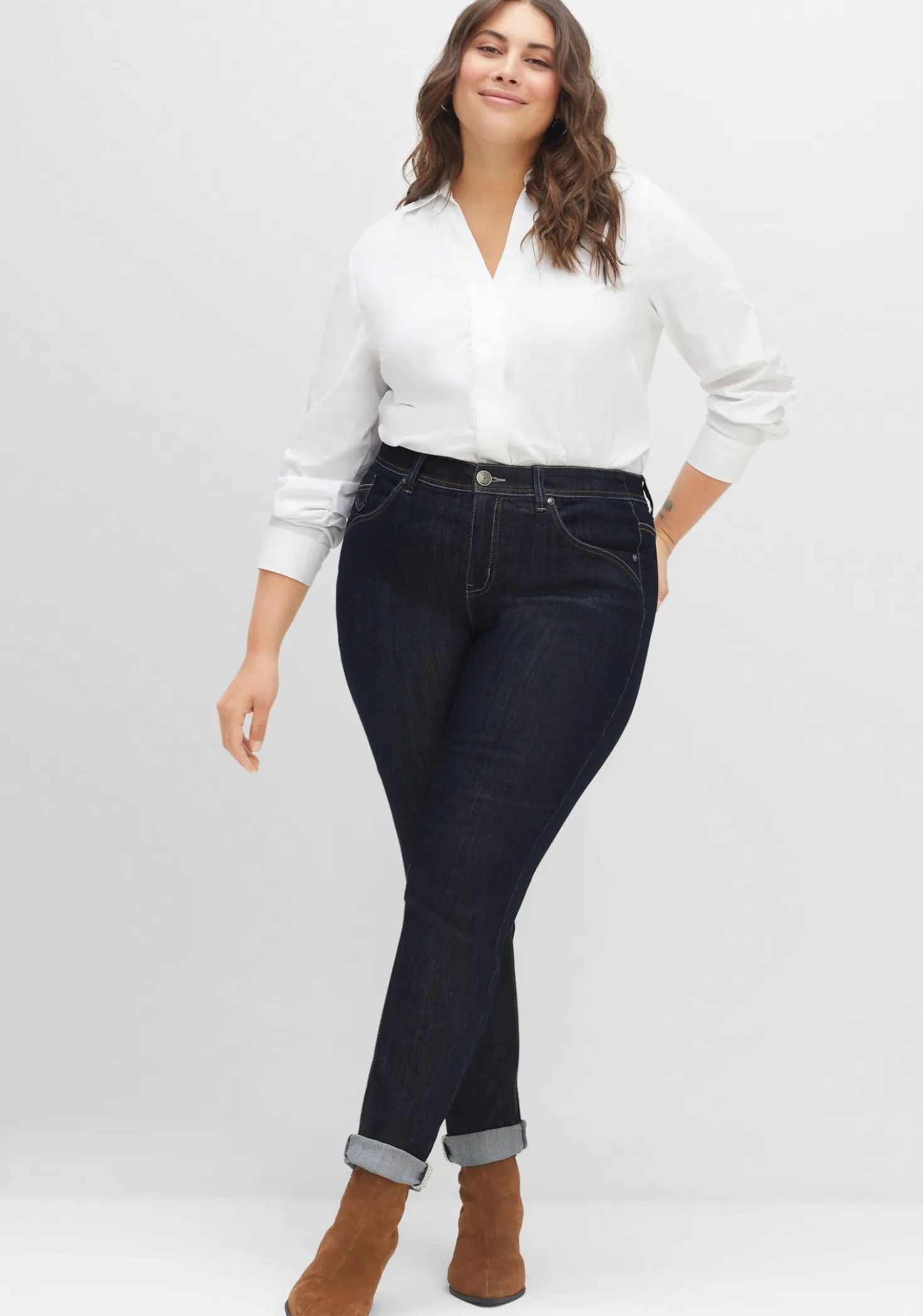 Jeans mit Kontrastnähten