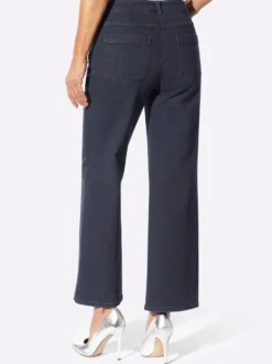 Jeans mit Zierperlen