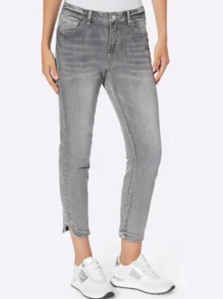 7/8-Jeans mit Ziersteinchen, seitlich