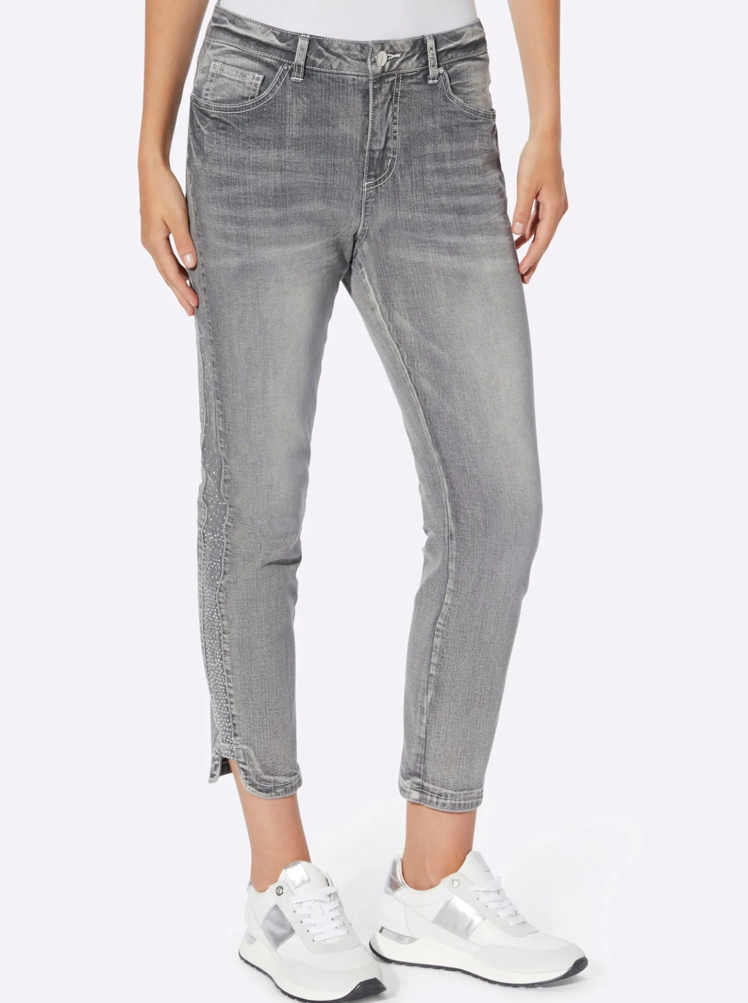 7/8-Jeans mit Ziersteinchen, seitlich