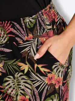 Jerseyhose in kurzer, weiter Form