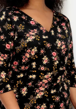Jerseykleid in kniebedeckender Länge, Viskose