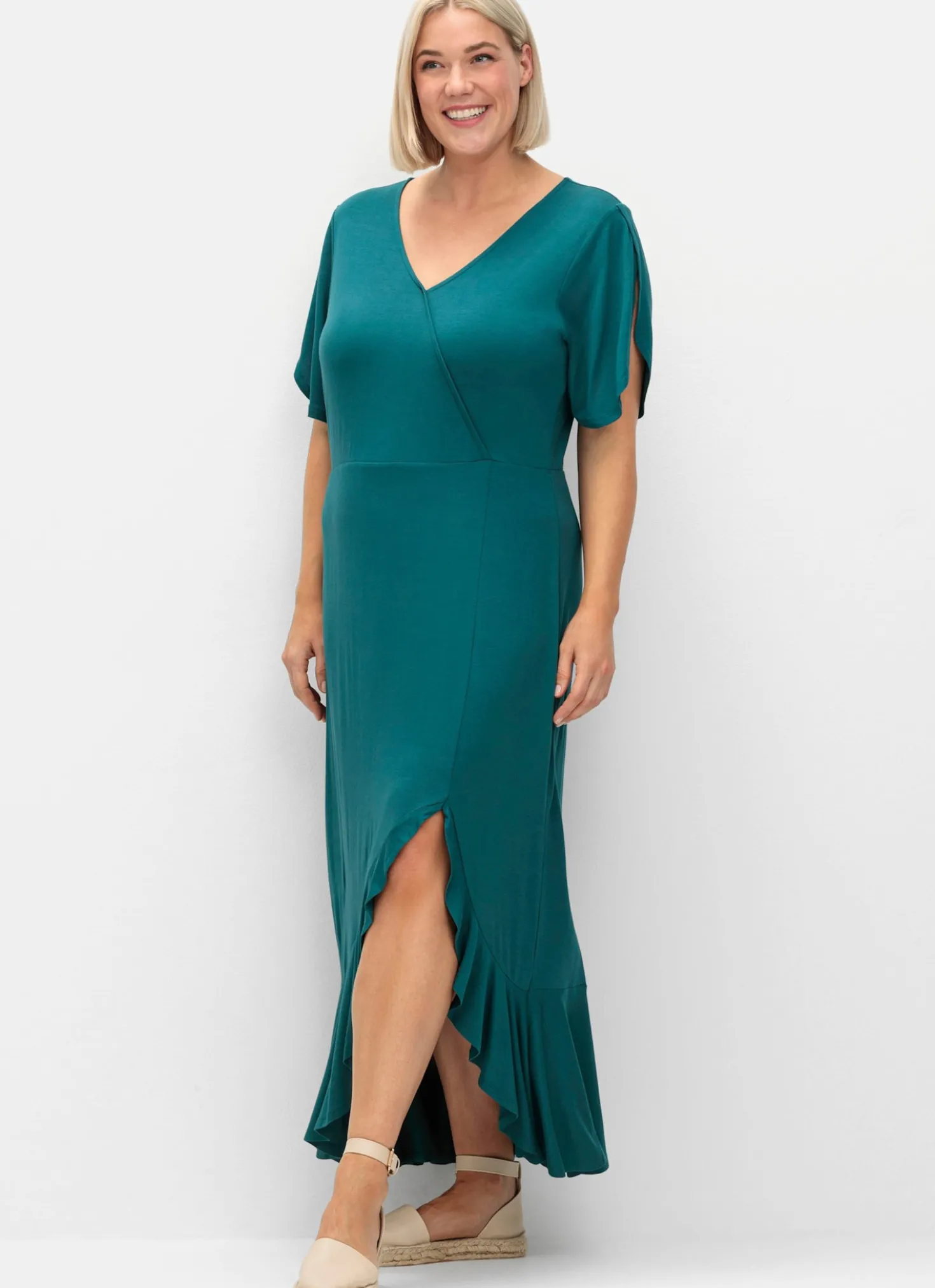Jerseykleid in Wickeloptik, mit Volantrock