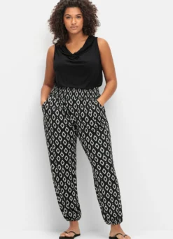 Jogg Pants mit Alloverdruck
