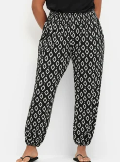 Jogg Pants mit Alloverdruck