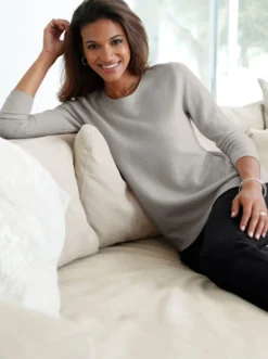 Kaschmirpullover mit Rollkanten