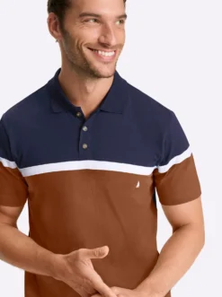 Kurzarmshirt aus Baumwolle. Colour Blocking