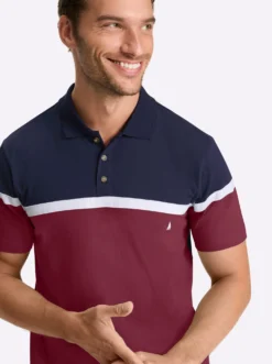 Kurzarmshirt aus Baumwolle. Colour Blocking
