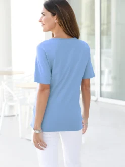 Kurzarmshirt in taillierter Form