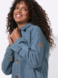 Kurzmantel aus weichem Denim