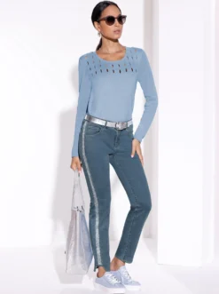 Langarm-Pullover mit Cut-Outs am Ausschnitt
