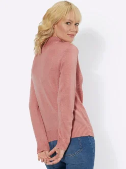 Langarm-Pullover mit Zopfstrick-Muster