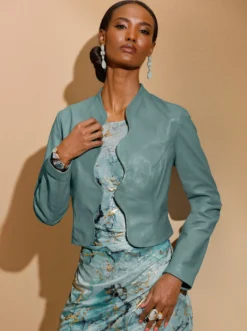 Lederblazer im Bolero-Stil