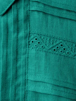 Leinenbluse mit Spitze und Biesen