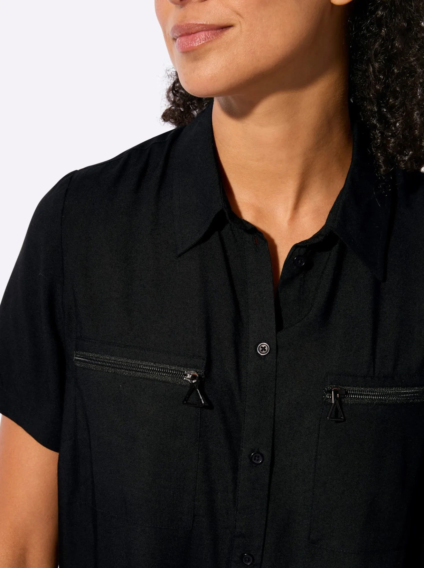 Longbluse mit langen Seitenschlitzen
