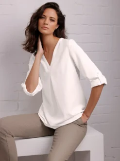 Longbluse mit seidig-mattem Glanz