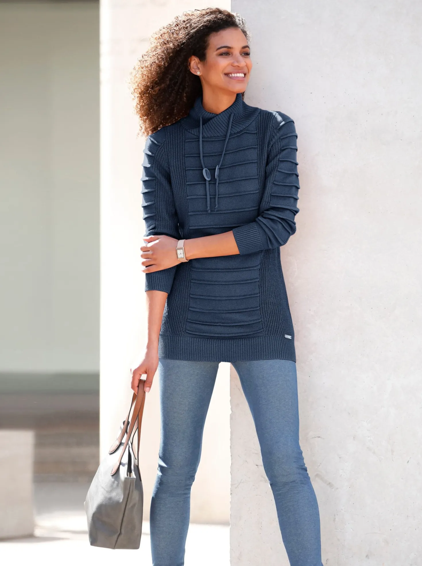 Longpullover mit Struktur-Partien