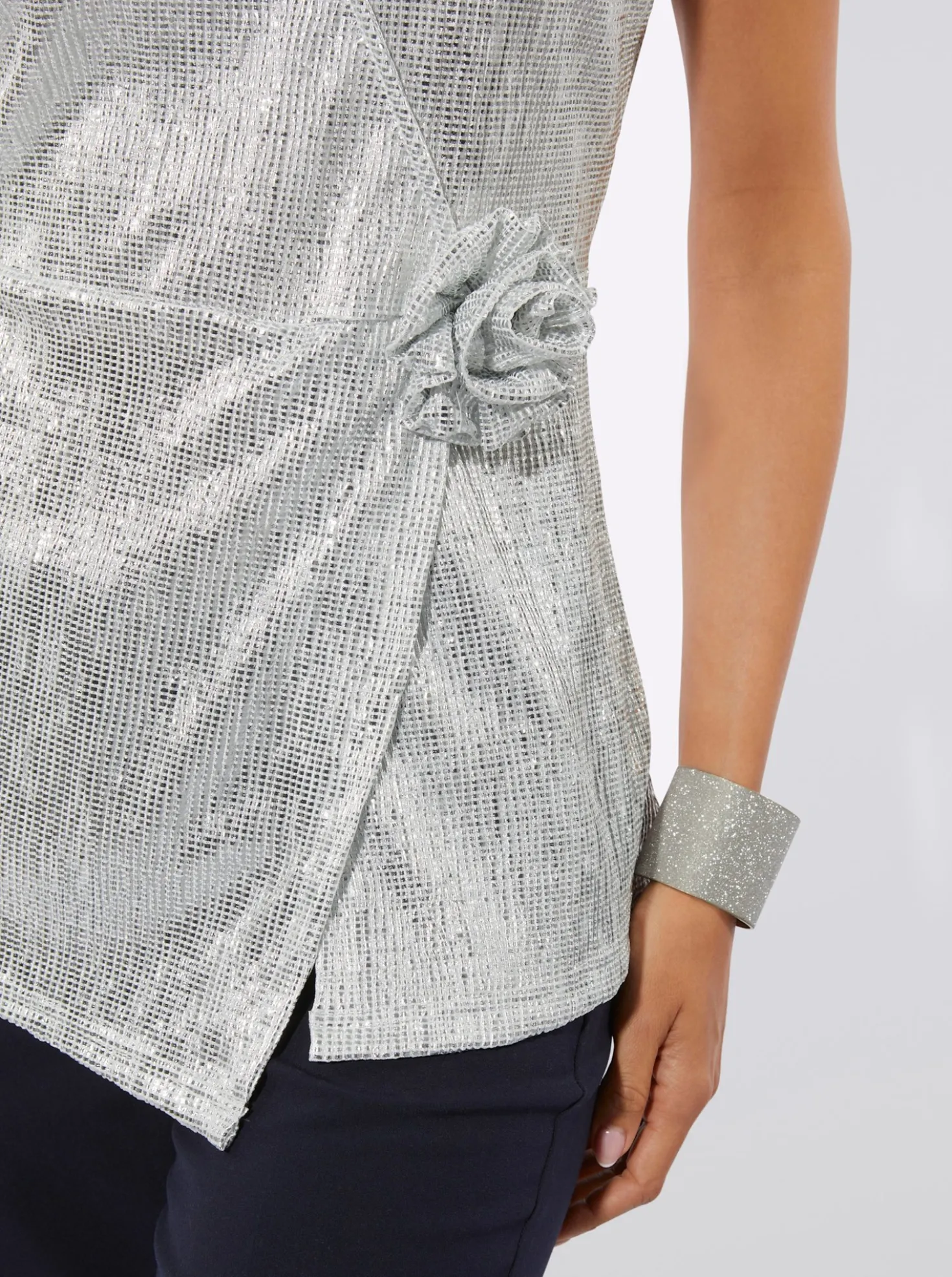Longshirt aus duftigem Plissee