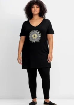 Longshirt mit Ornament-Frontdruck