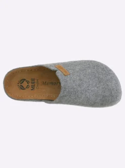 Pantoffel mit Memory-Fußbett