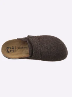 Pantoffel mit Memory-Fußbett