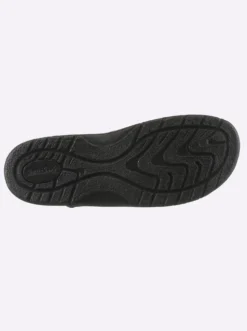 Pantoffel mit Perforation